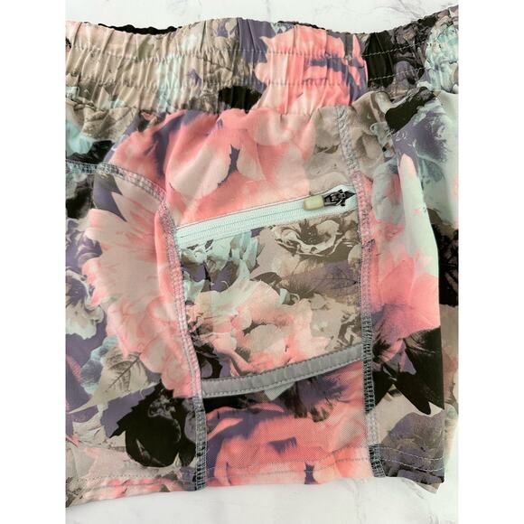 Fabletics XS Women's Floral Print Athletic Shorts with Pockets Green Pink Lined - Picture 4 of 5